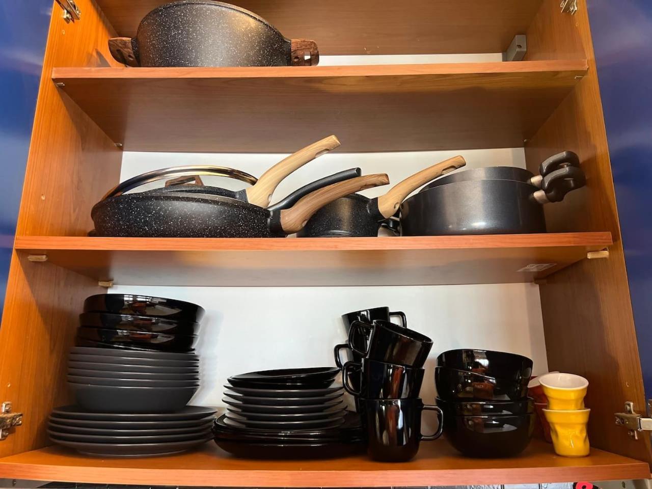 Wohnung Mit Direktem Meerzugang Torvaianica Luaran gambar